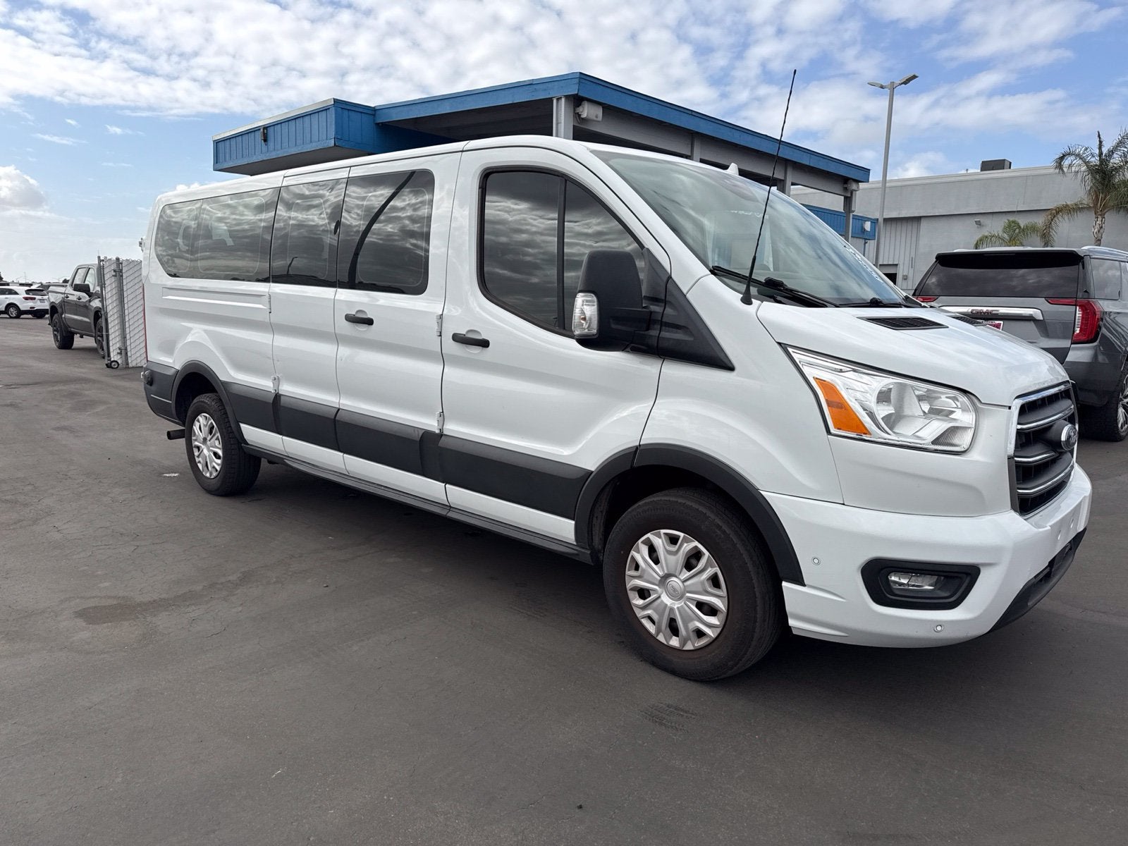 2020 Ford Transit Passenger Wagon XL