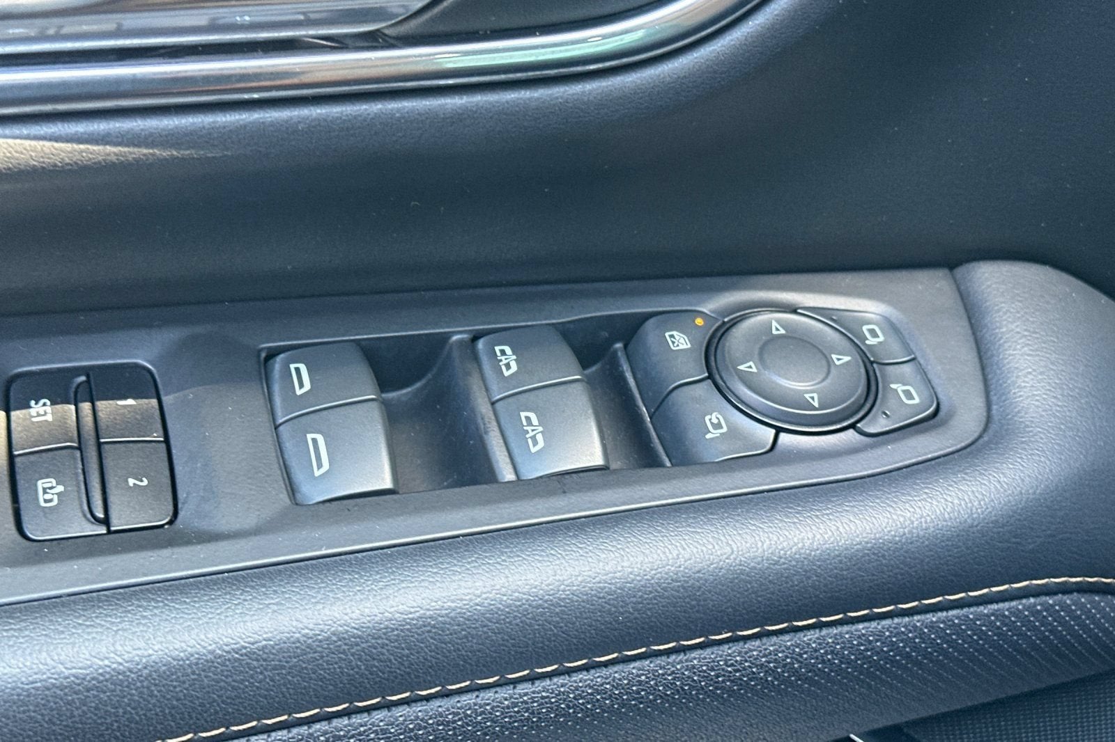 2023 GMC Yukon XL AT4
