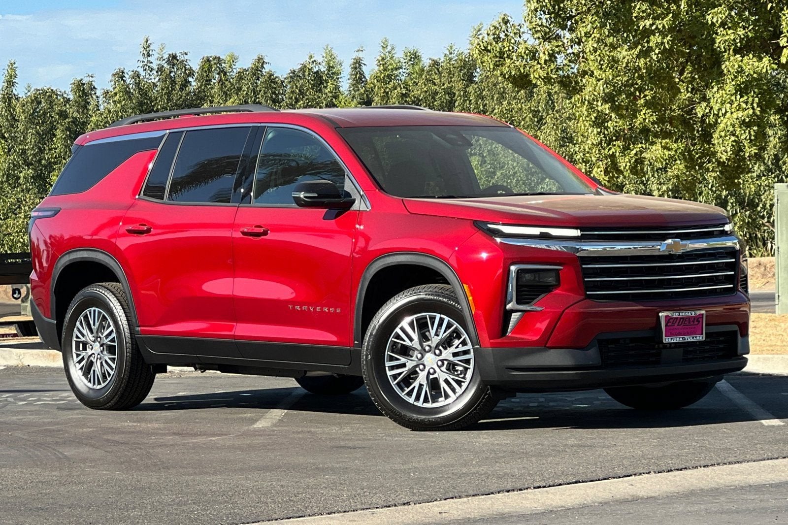2027 Chevrolet Traverse LT