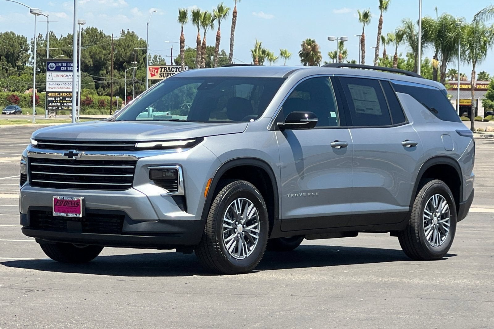 2026 Chevrolet Traverse LT