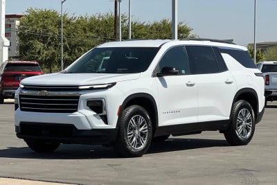 2025 Chevrolet Traverse LT