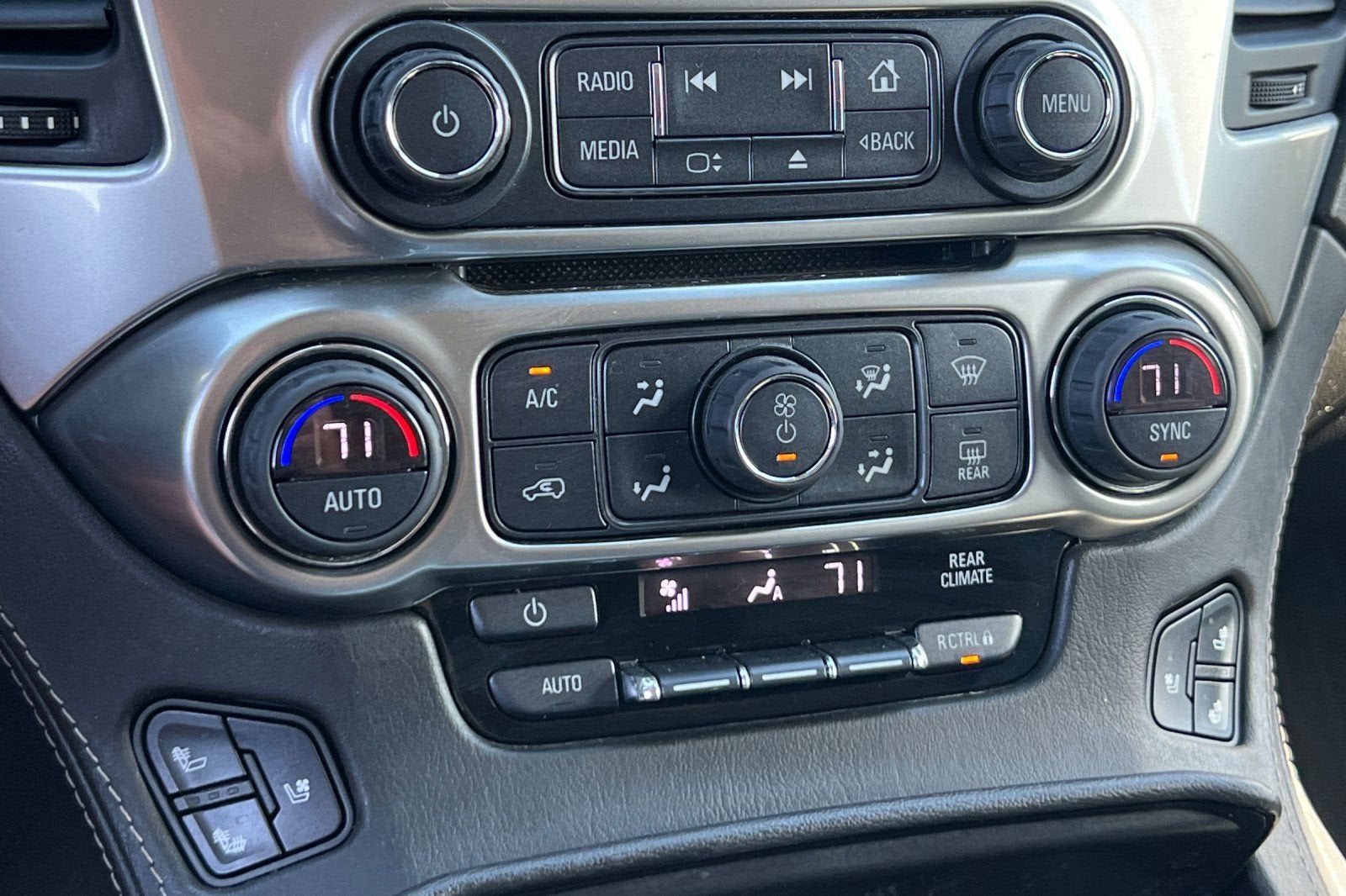 2018 Chevrolet Suburban Premier