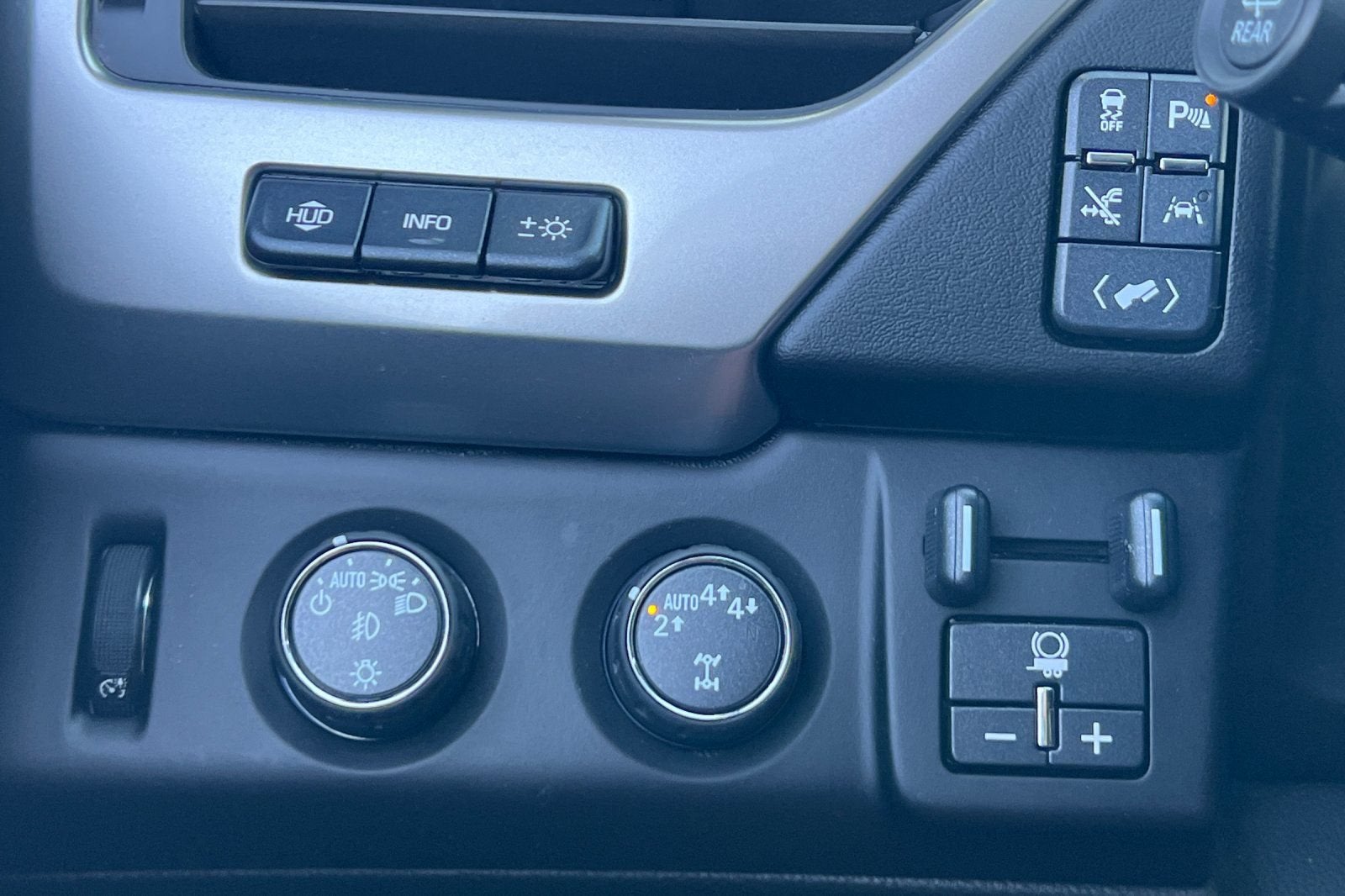 2018 Chevrolet Suburban Premier