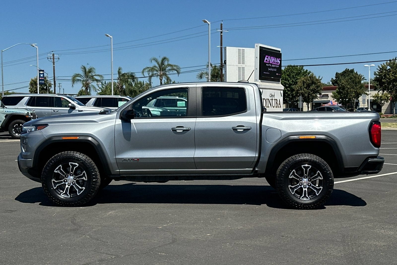 2023 GMC Canyon AT4