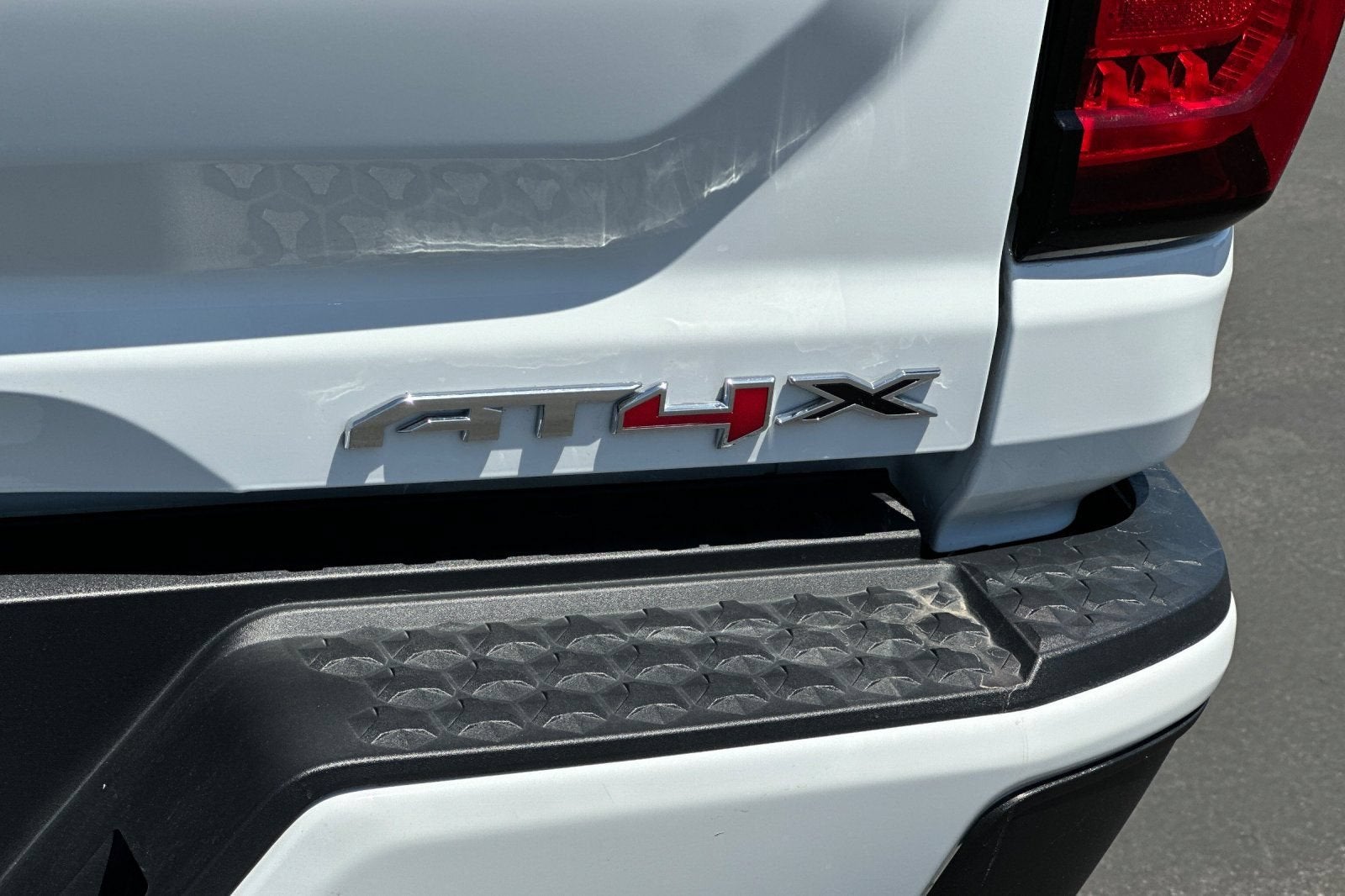 2024 GMC Canyon AT4X
