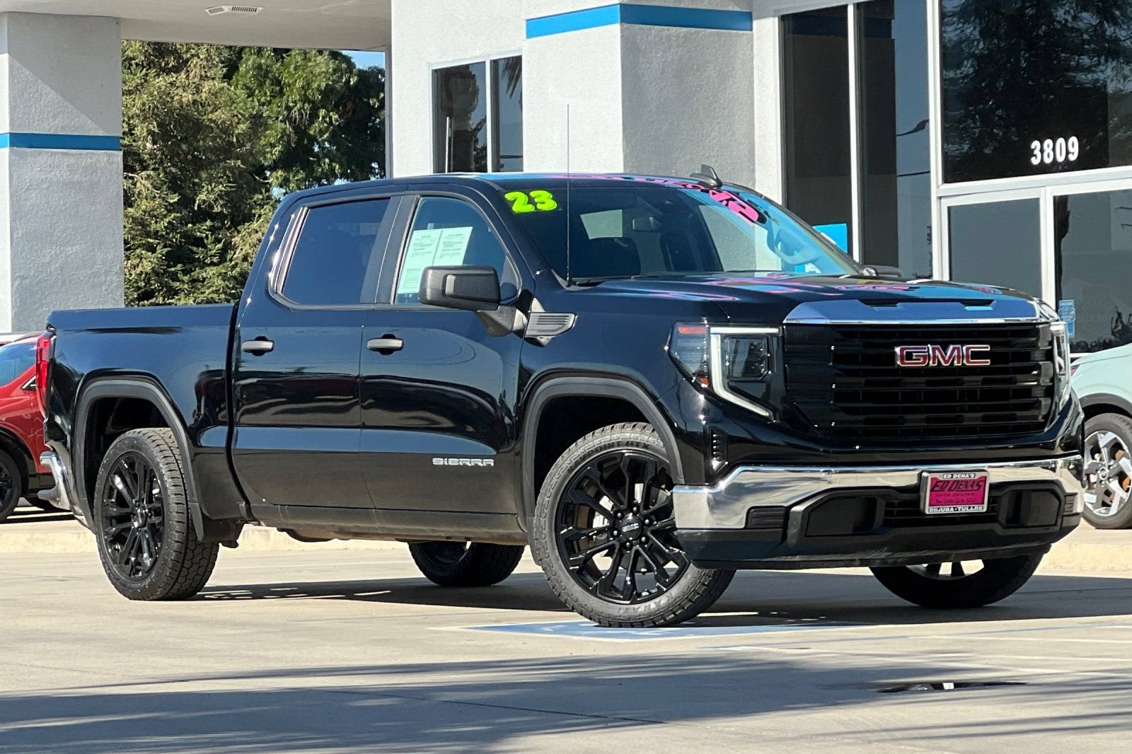 2023 GMC Sierra 1500 Pro