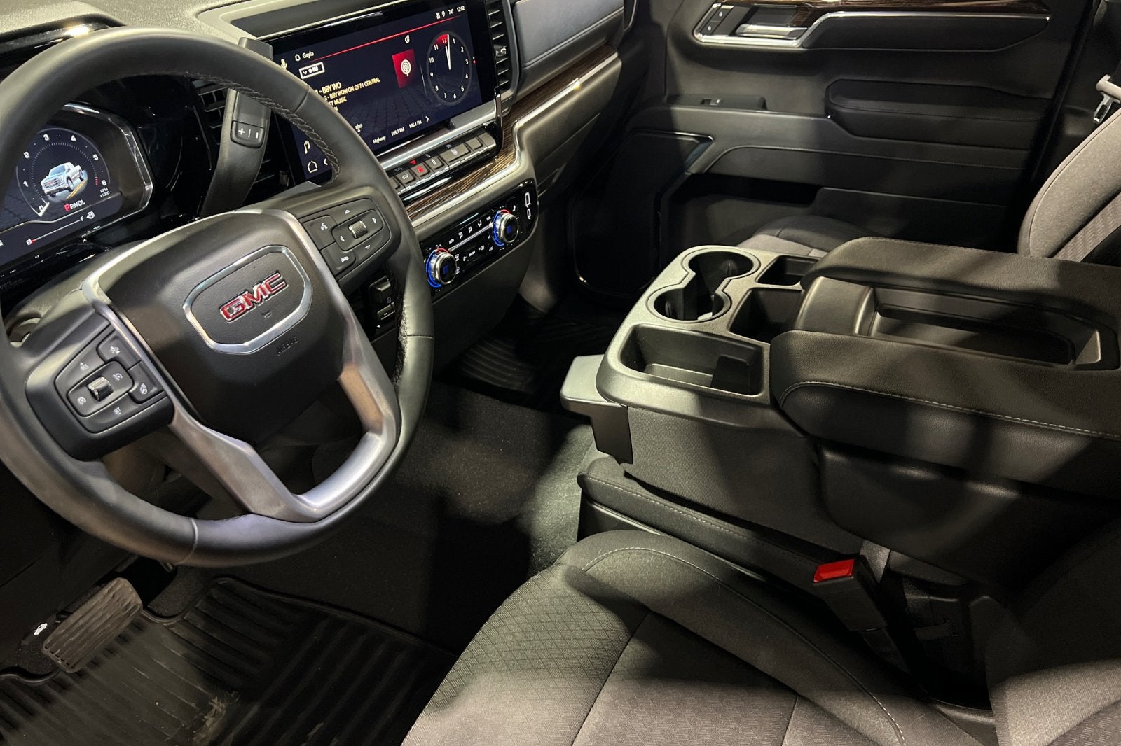 2023 GMC Sierra 1500 SLE