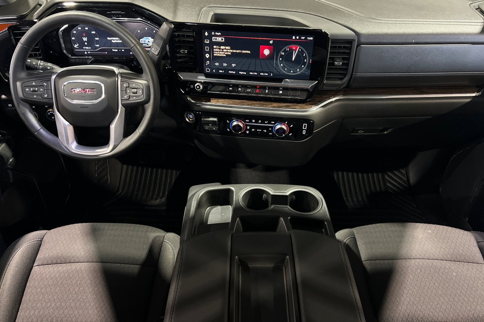 2023 GMC Sierra 1500 SLE