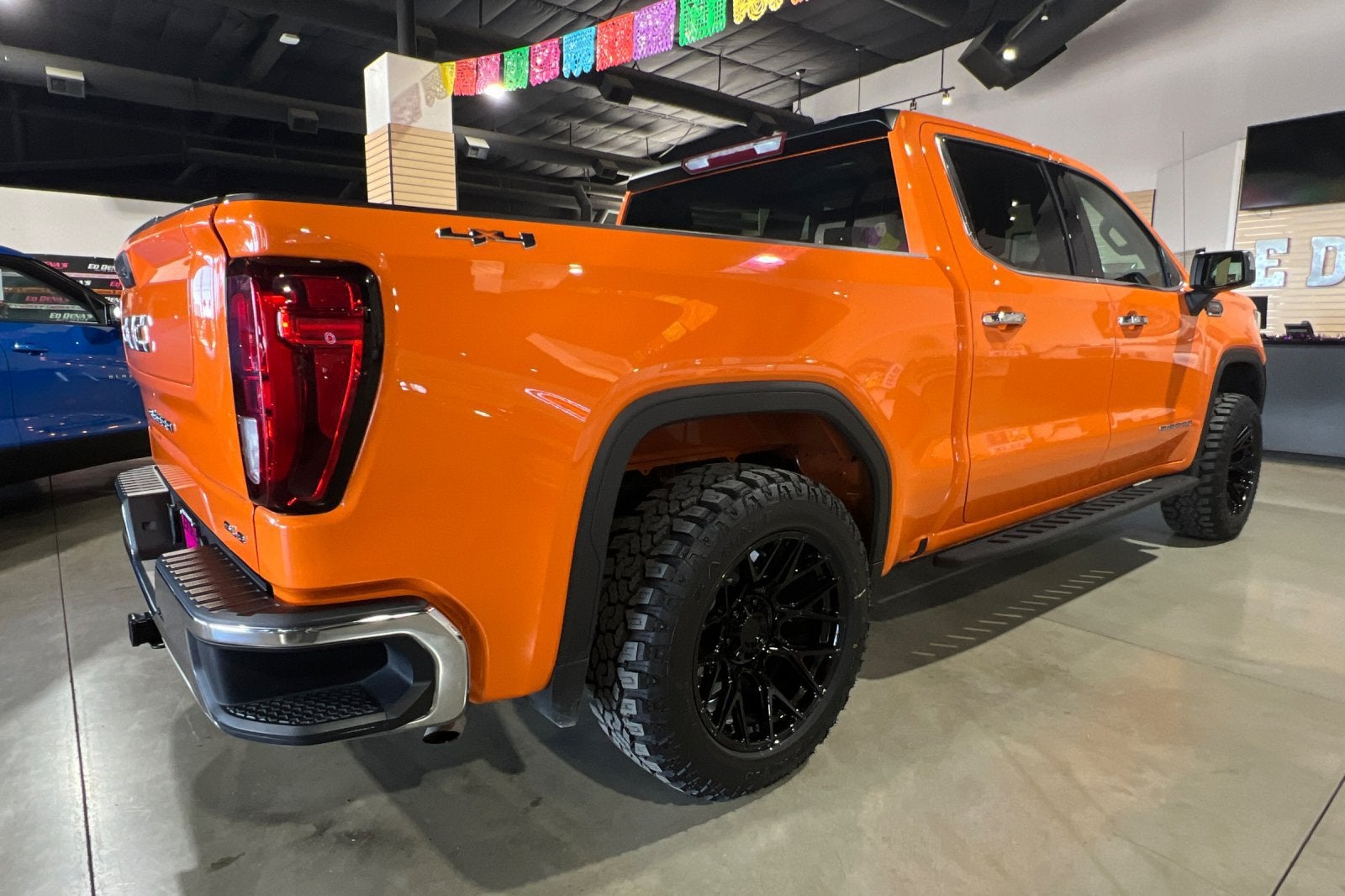 2023 GMC Sierra 1500 SLE