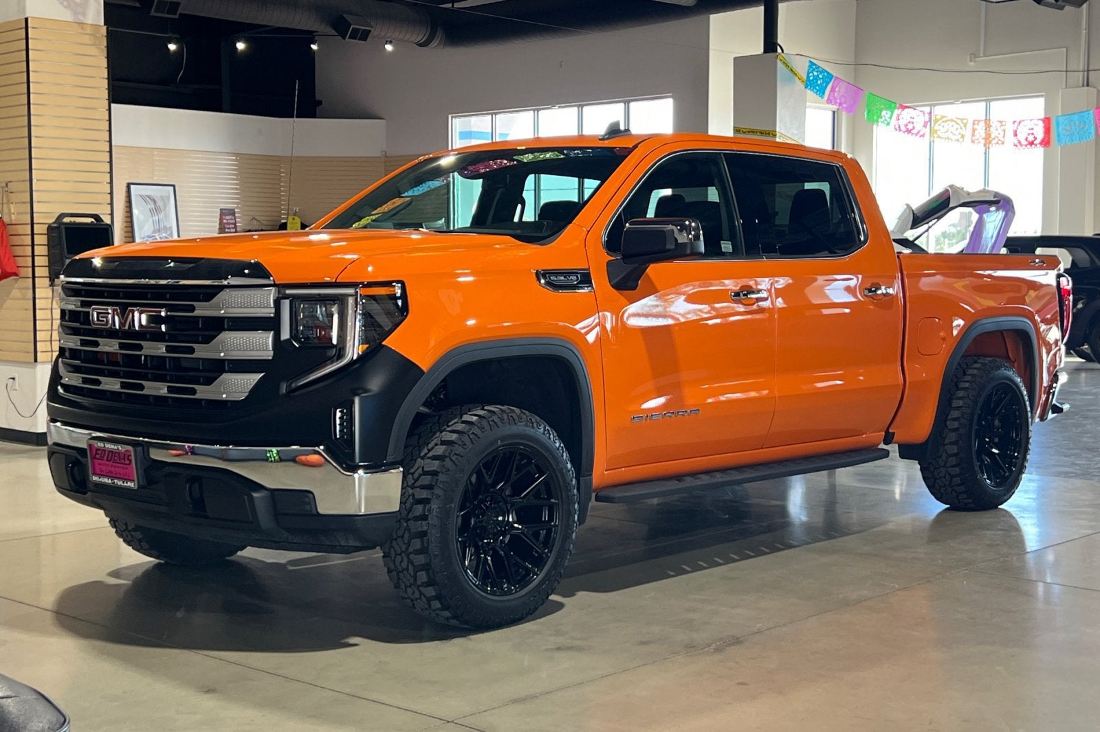 2023 GMC Sierra 1500 SLE