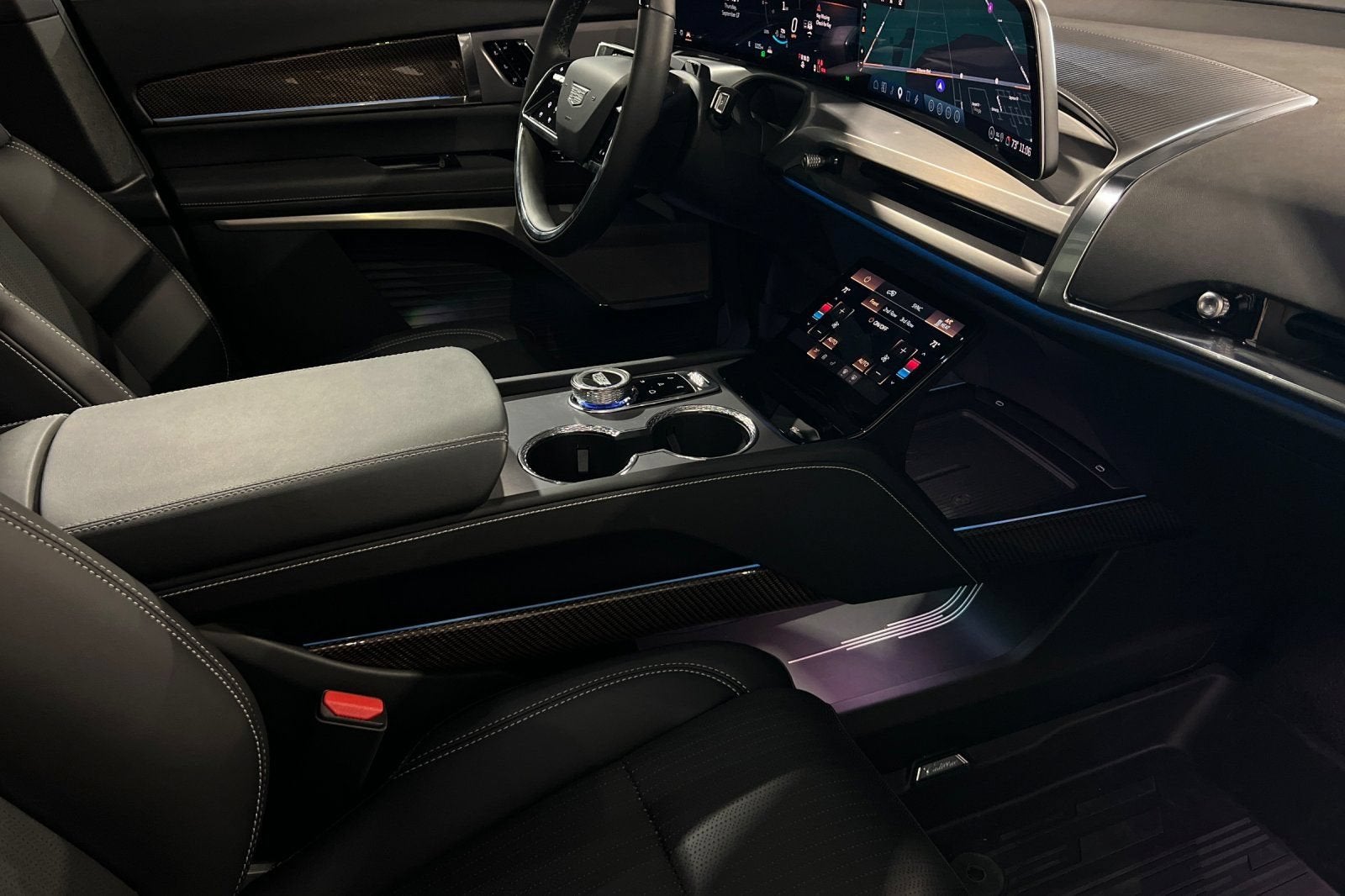 2026 Cadillac VISTIQ Sport