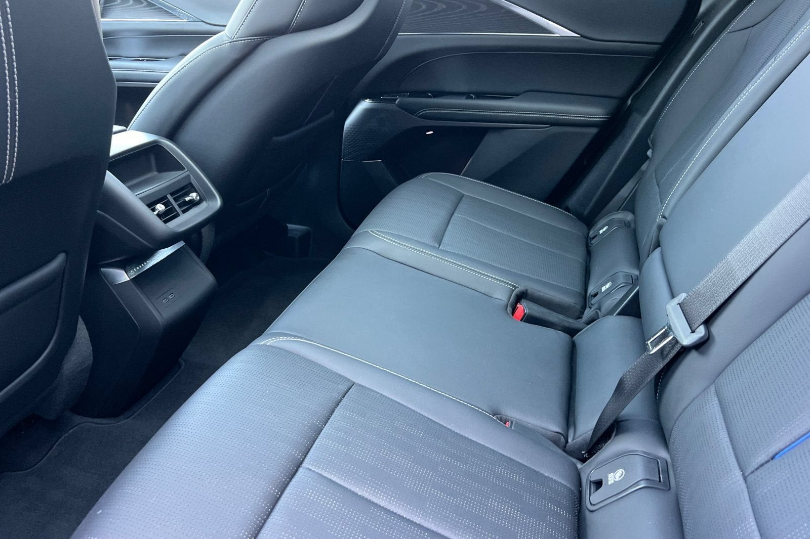 2024 Cadillac LYRIQ Sport 1