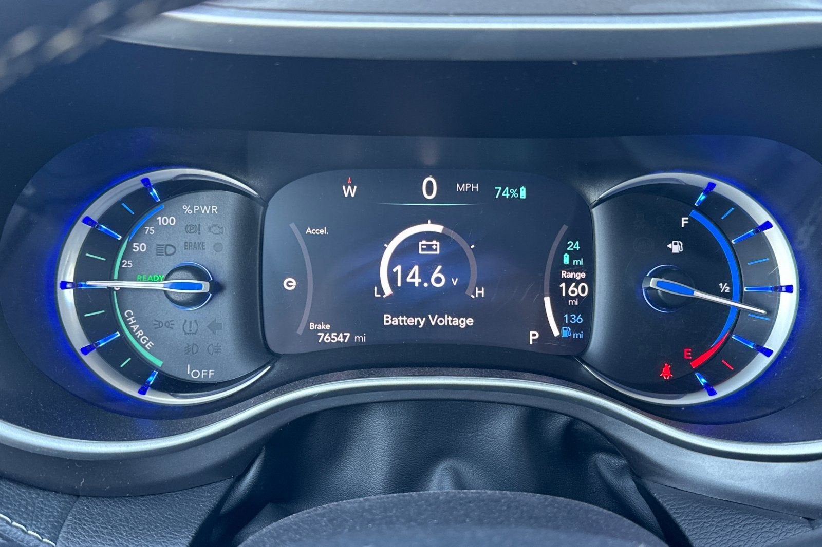 2024 Chrysler Pacifica Hybrid Select