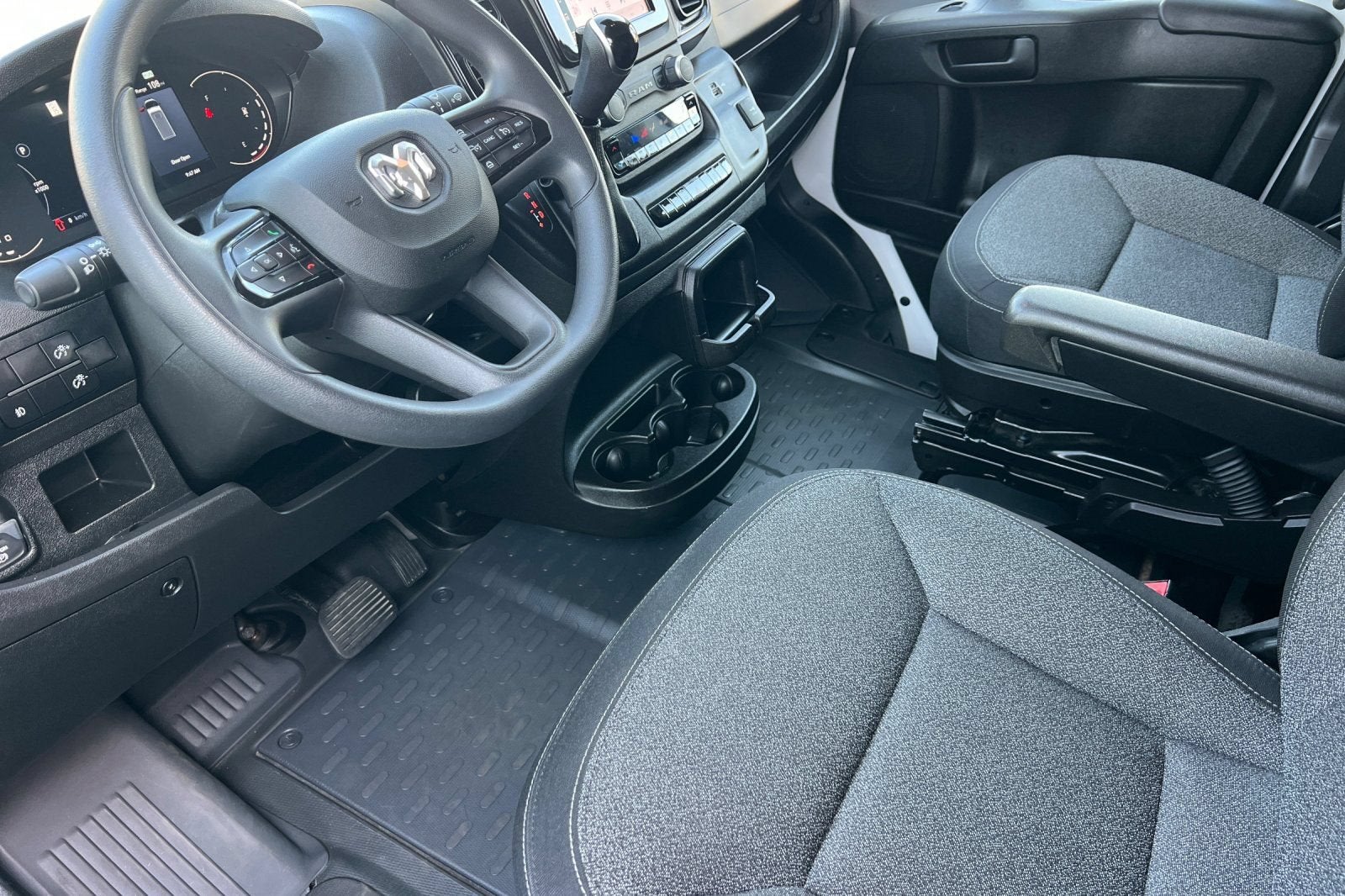 2025 RAM ProMaster Cargo Van Tradesman