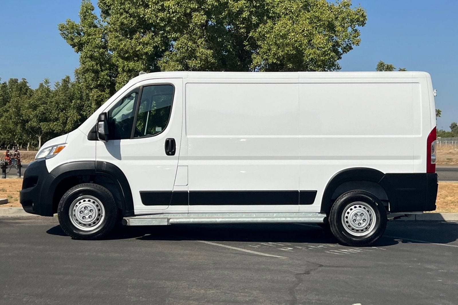 2025 RAM ProMaster Cargo Van Tradesman