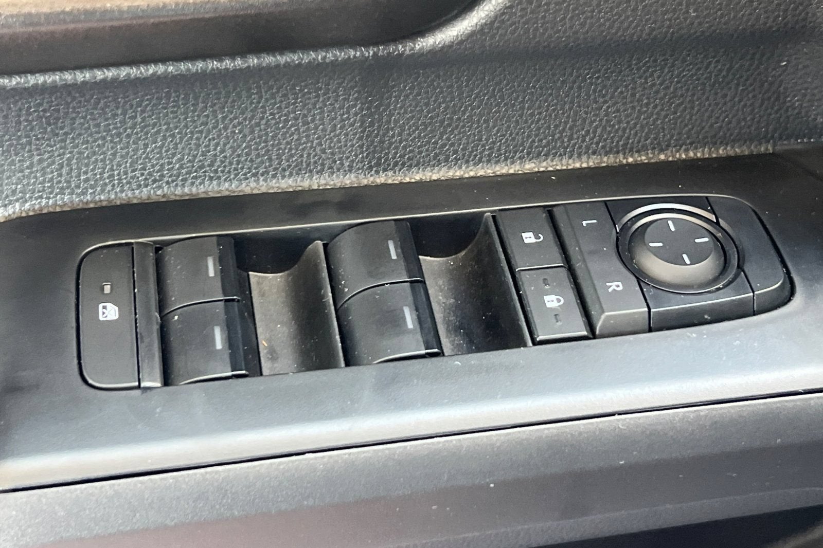 2026 Toyota Tacoma 4WD SR5