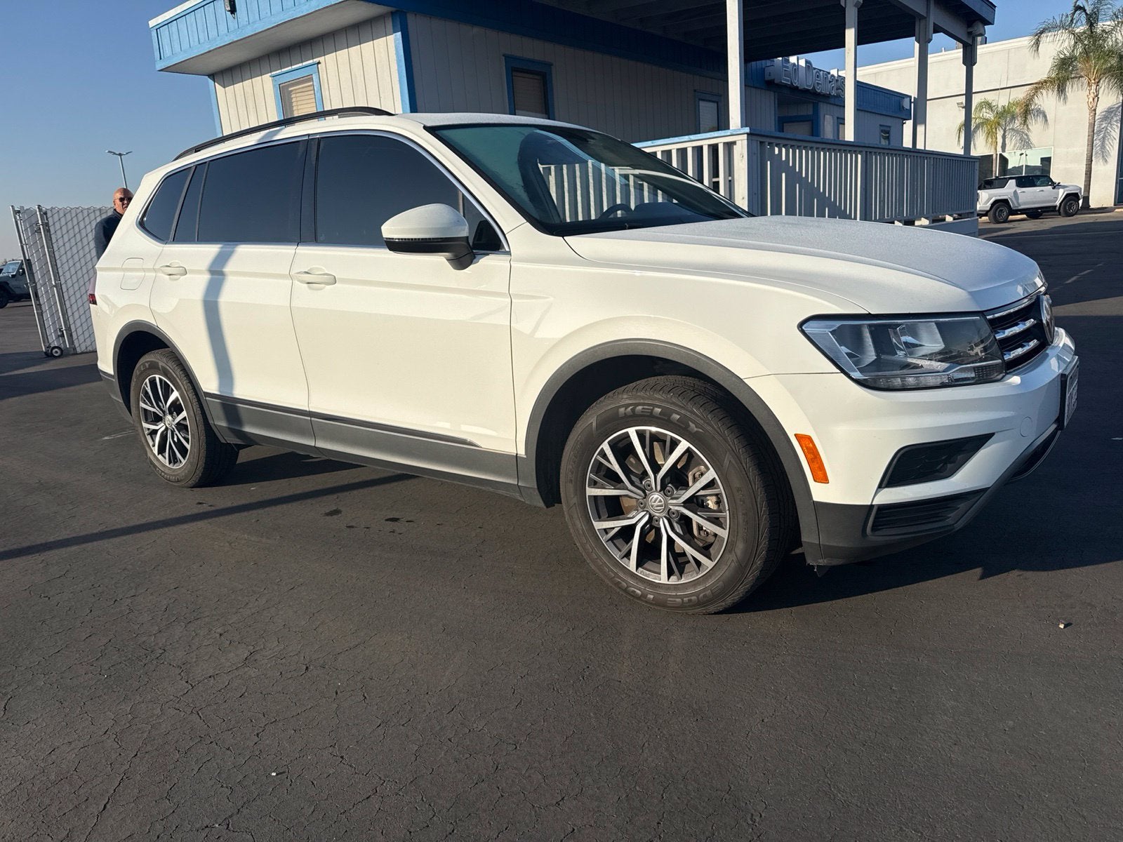 2020 Volkswagen Tiguan SE