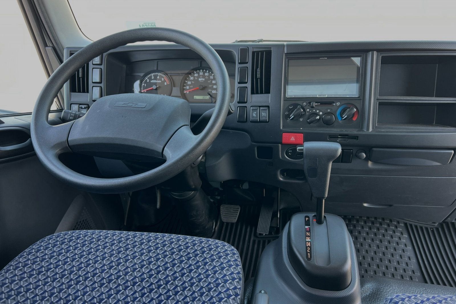 2023 Chevrolet Low Cab Forward 4500 HG LCF