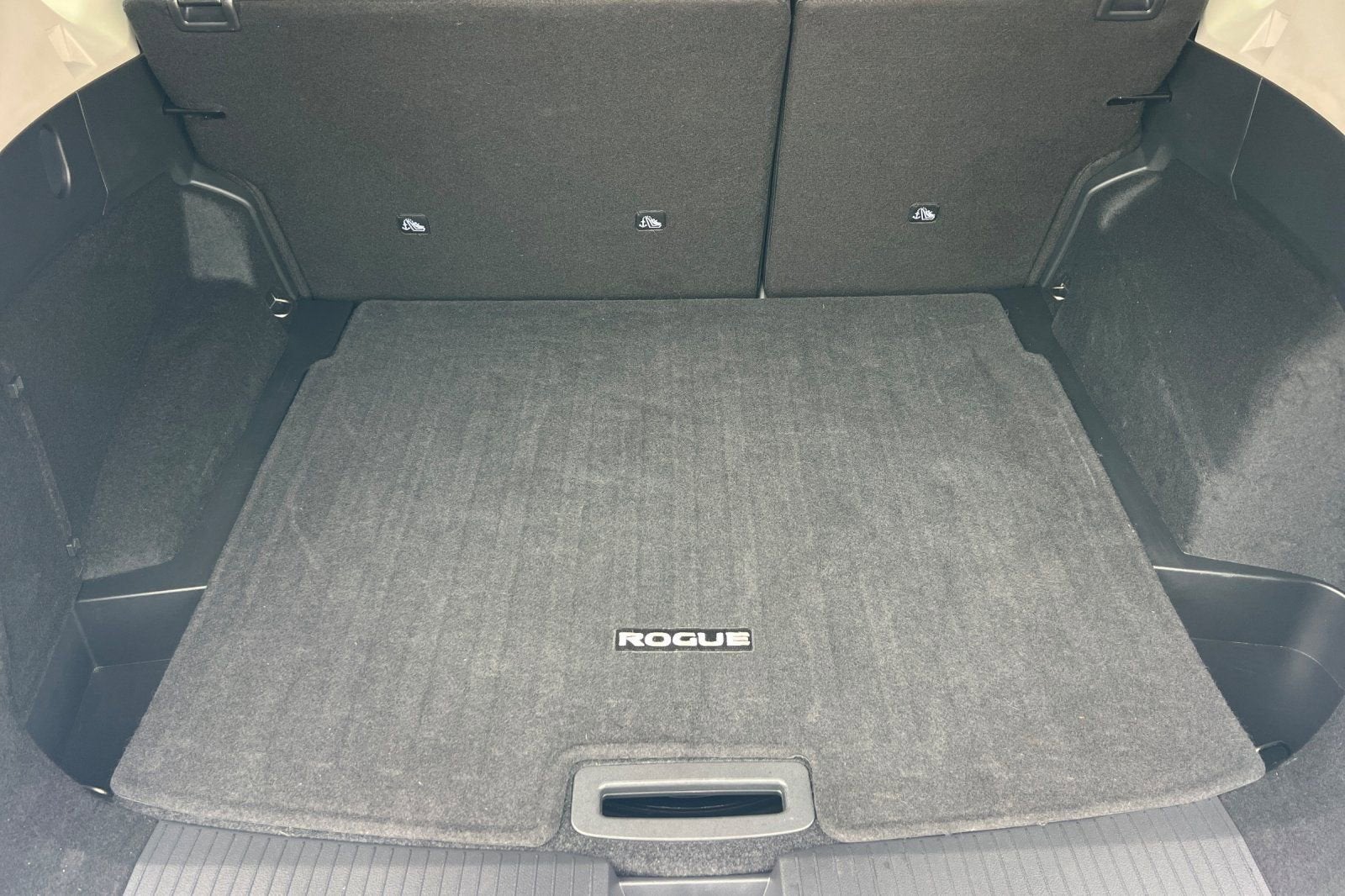 2026 Nissan Rogue SL