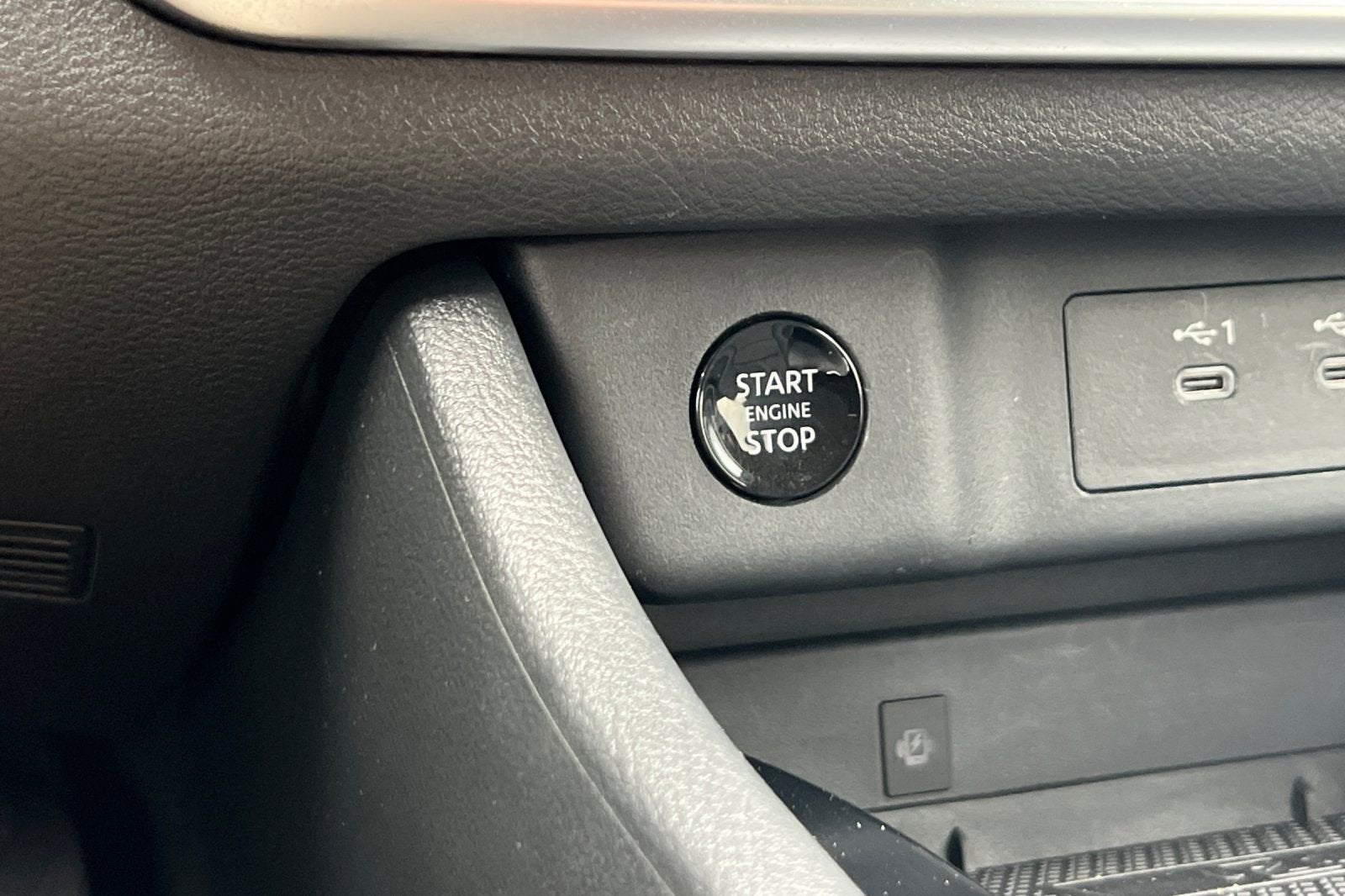 2026 Nissan Rogue SL