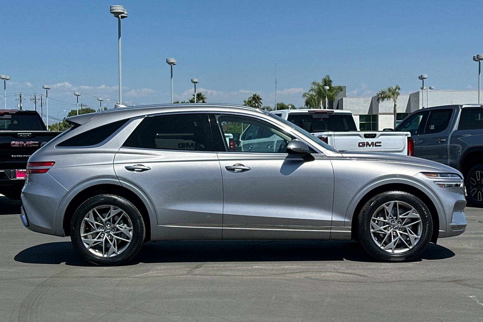 2025 Genesis GV70 2.5T