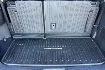 2025 Toyota Highlander Hybrid XLE