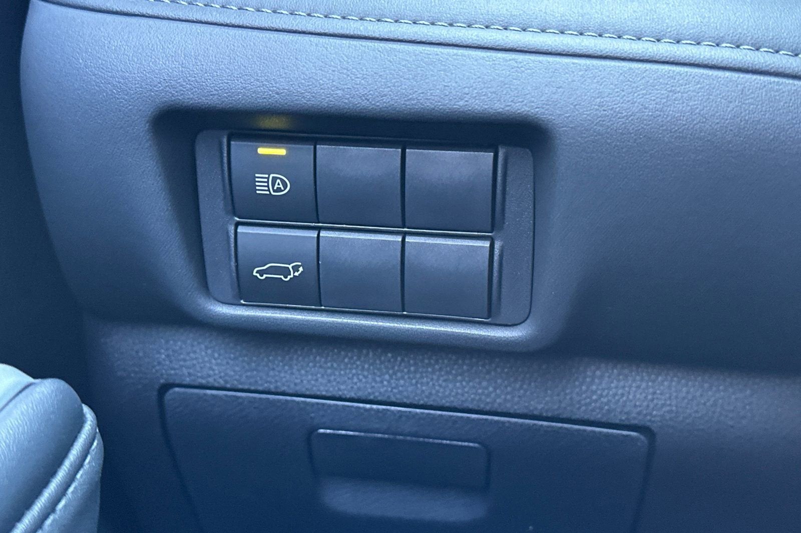 2025 Toyota Highlander Hybrid XLE