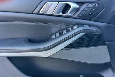 2020 BMW X7 M50i