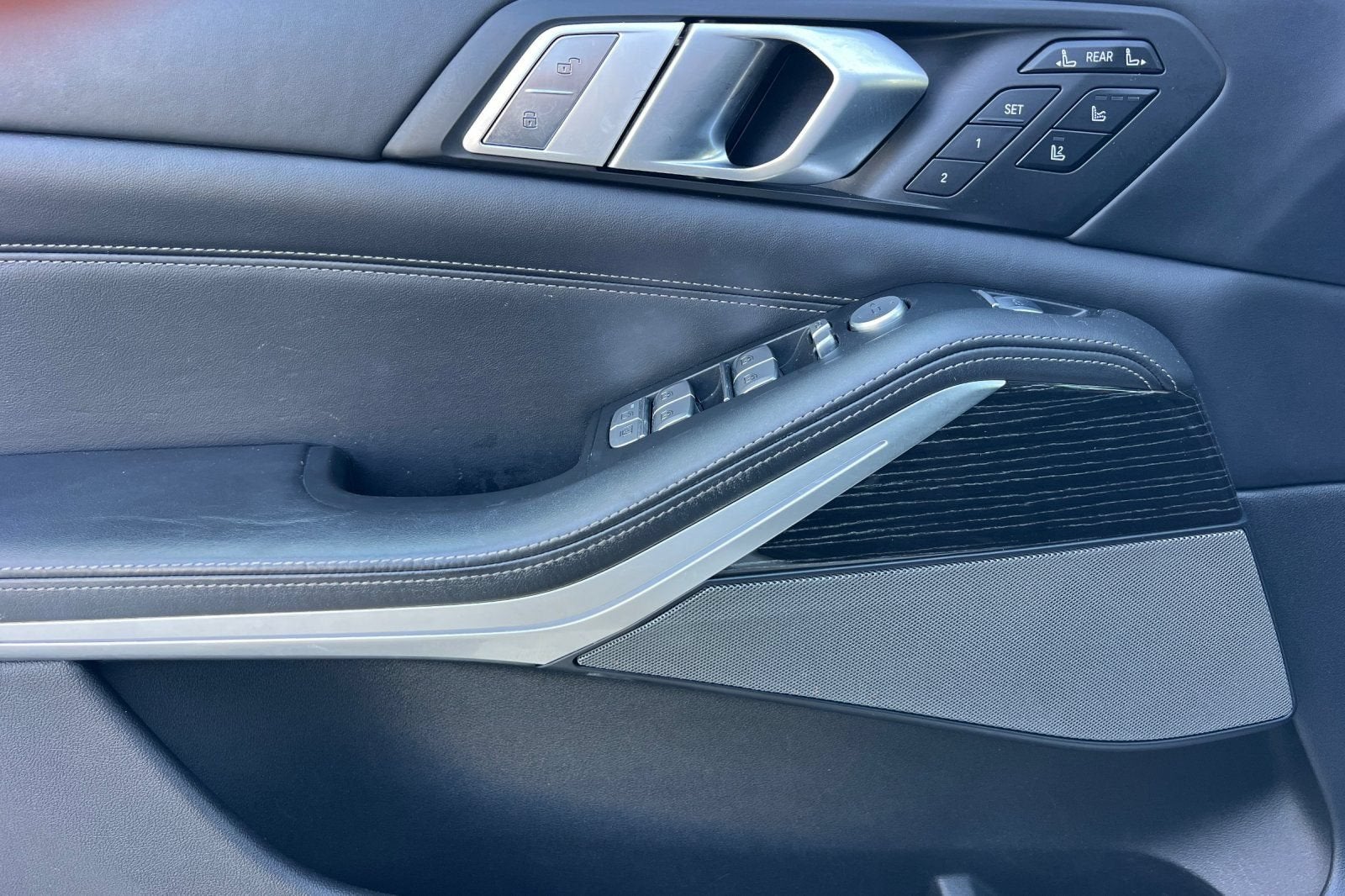 2020 BMW X7 M50i