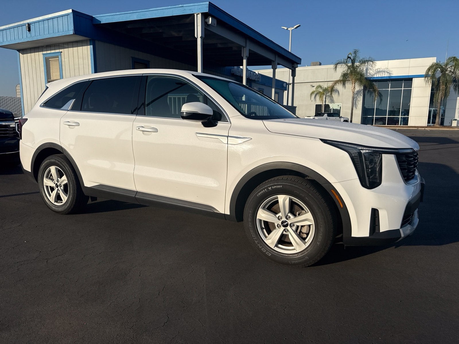 2025 Kia Sorento LX