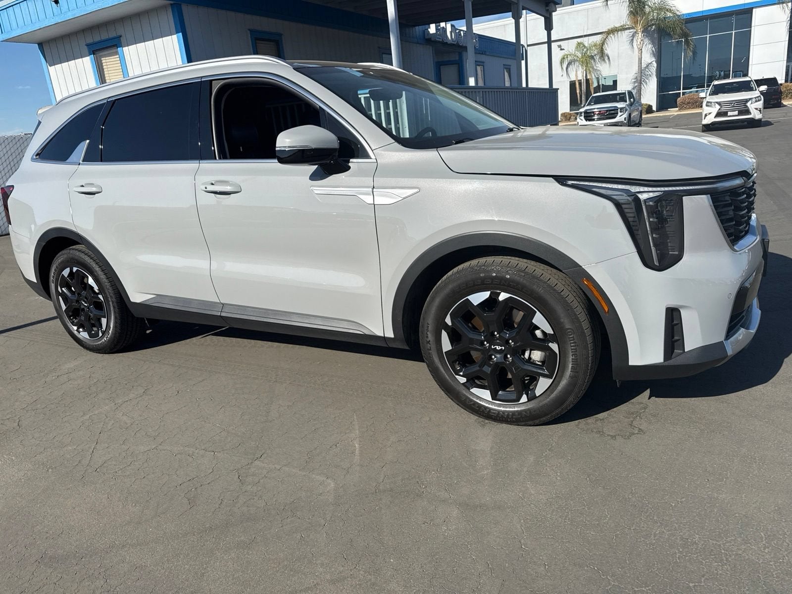 2025 Kia Sorento S