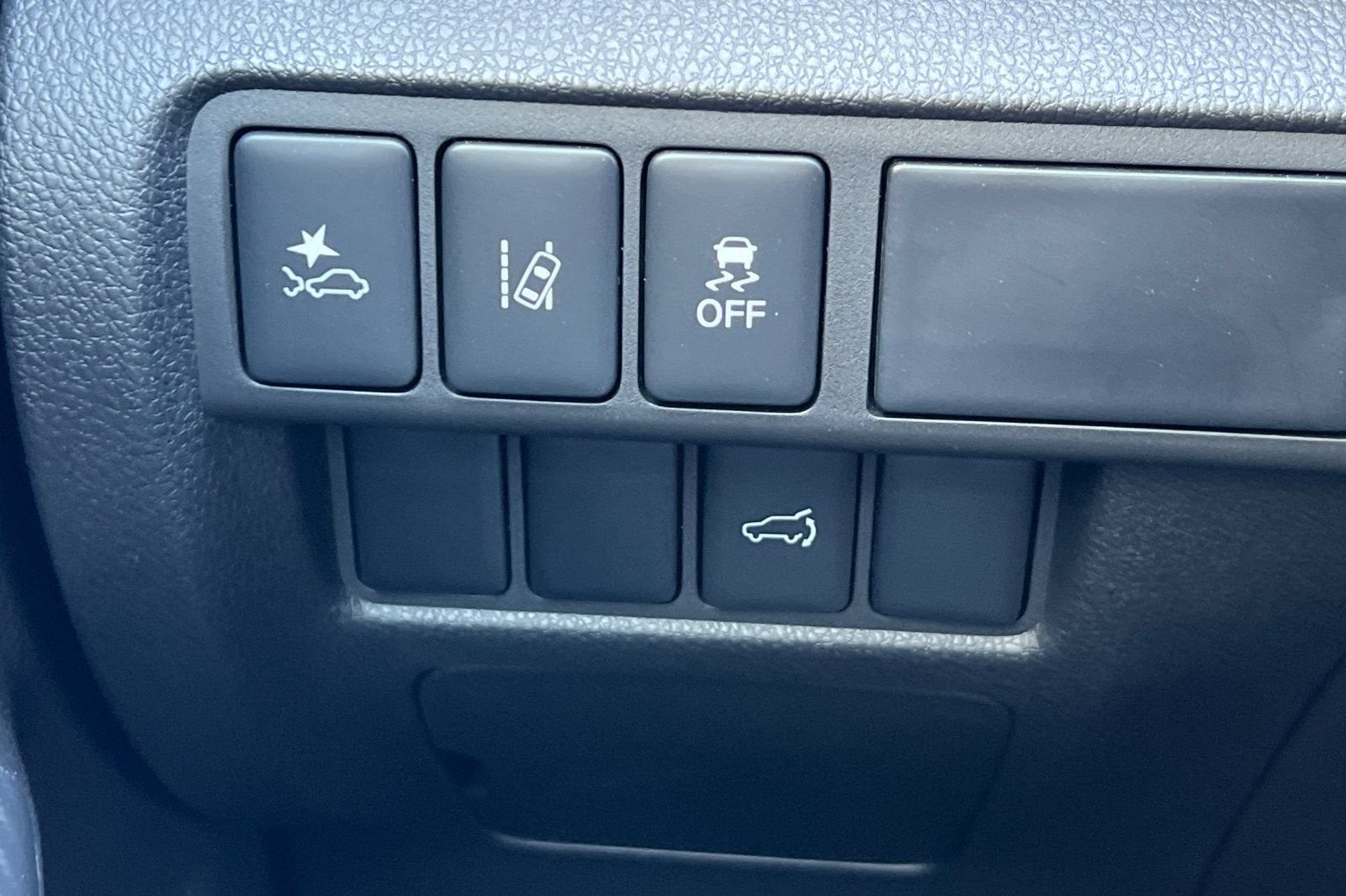 2026 Mitsubishi Eclipse Cross Black Edition