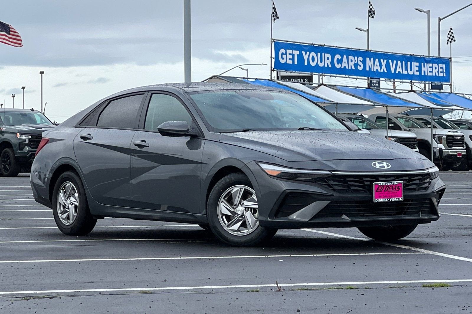 2025 Hyundai Elantra SE