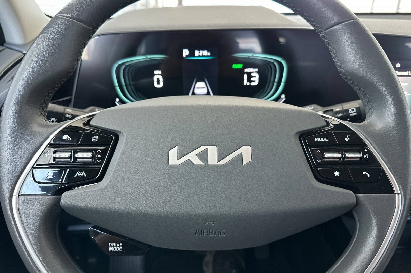 2023 Kia Niro EX
