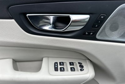 2021 Volvo XC60 Inscription Expression